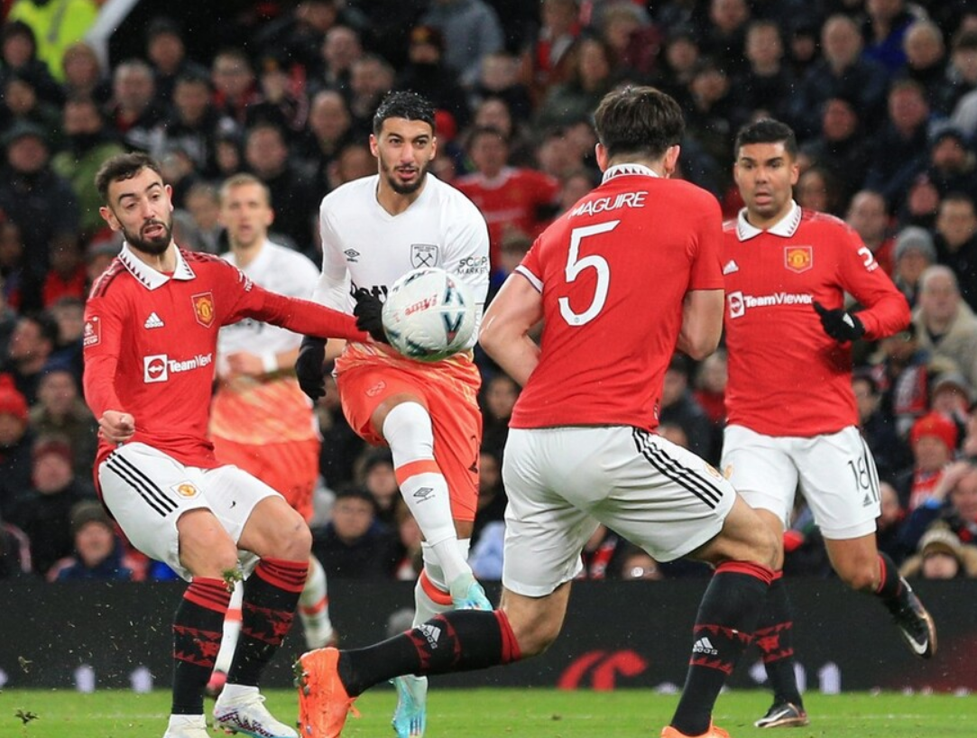 九游体育直播-罗马主场爆冷逆转皇家社会，引发球迷狂欢的简单介绍