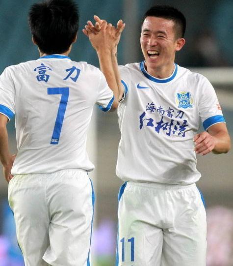 关于广州富力球队士气高涨，欲在主场连胜的信息